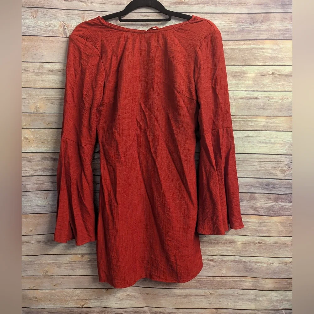 NWTs, Saints & Secrets Red Bell Sleeve Boho Dress. Size S - Picture 3 of 9